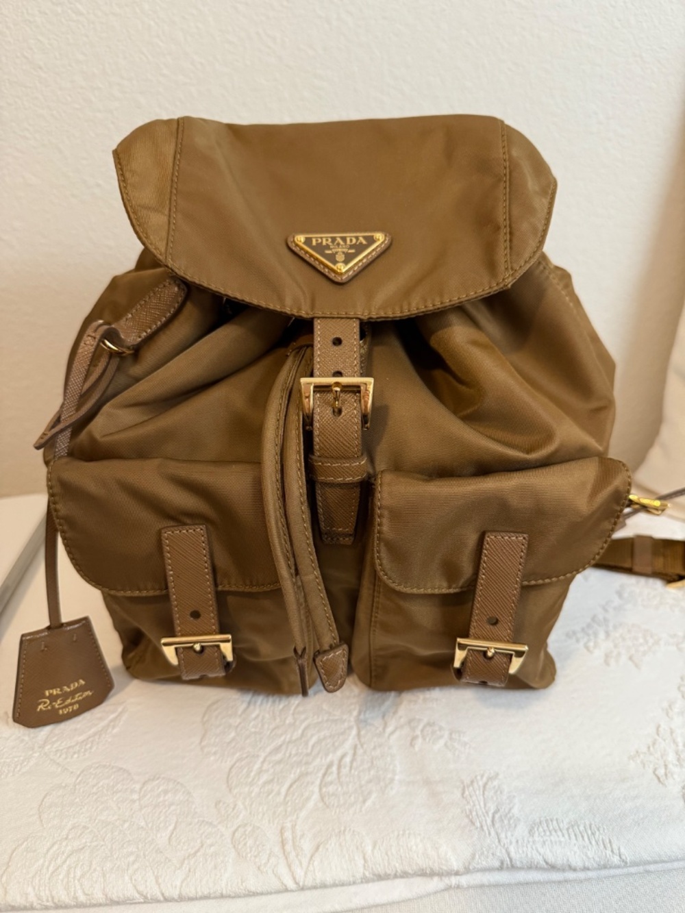Prada backpack - Picture 3 of 3